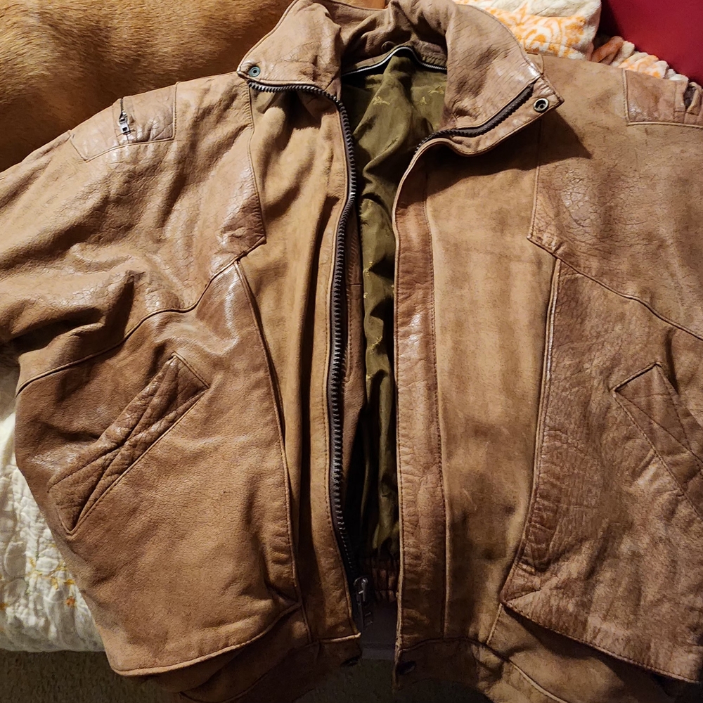 Men's Tan Leather Bomber Jacket
